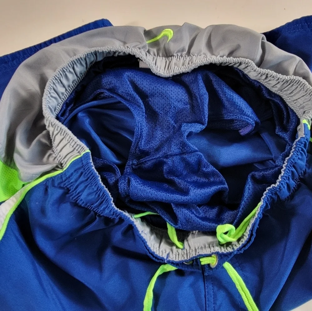 Nike Swim Trunks Mens M Blue green Drawstring Pockets Mesh Lined